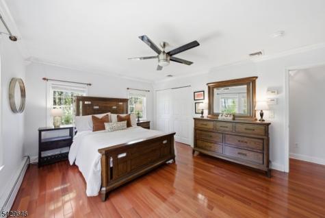 7 Brendona Avenue Hopatcong NJ 07874