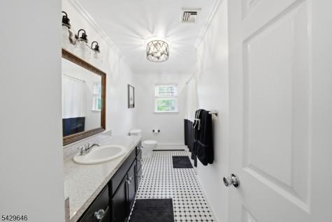 7 Brendona Avenue Hopatcong NJ 07874