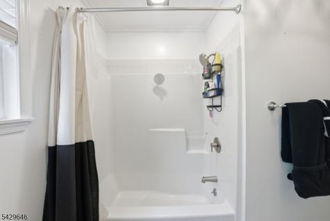 7 Brendona Avenue Hopatcong NJ 07874