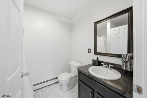 7 Brendona Avenue Hopatcong NJ 07874