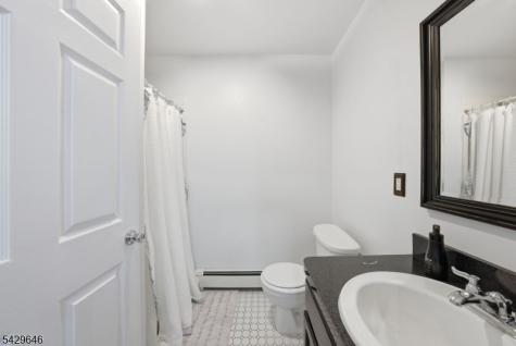 7 Brendona Avenue Hopatcong NJ 07874