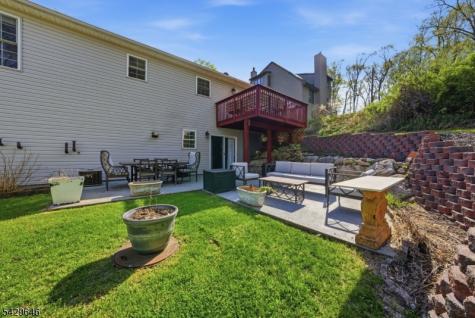 7 Brendona Avenue Hopatcong NJ 07874