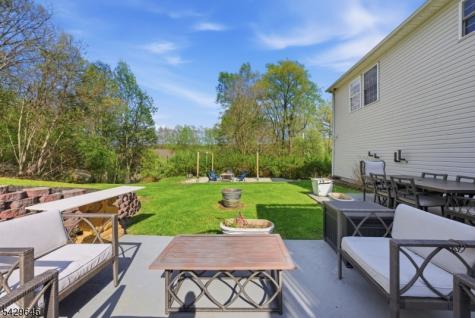 7 Brendona Avenue Hopatcong NJ 07874