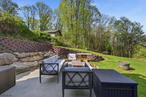 7 Brendona Avenue Hopatcong NJ 07874