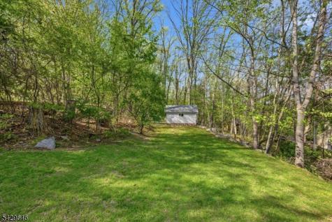 7 Brendona Avenue Hopatcong NJ 07874