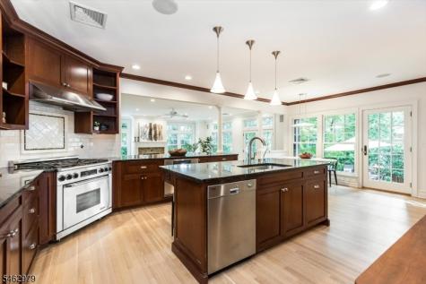 121 Christopher Street Montclair NJ 07042