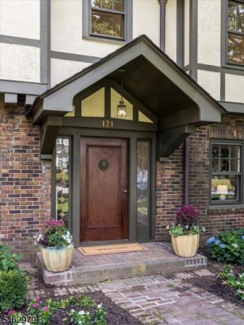 121 Christopher Street Montclair NJ 07042
