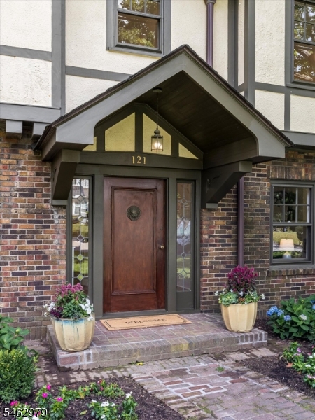 121 Christopher Street Montclair NJ 07042