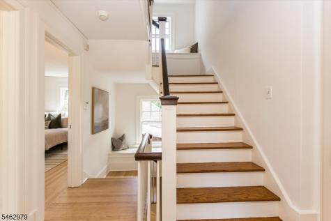 121 Christopher Street Montclair NJ 07042