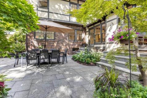 121 Christopher Street Montclair NJ 07042