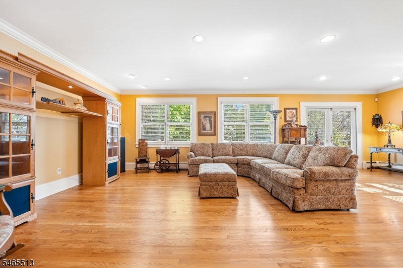 76 Summit Avenue Hackensack NJ 07601