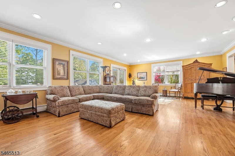 76 Summit Avenue Hackensack NJ 07601