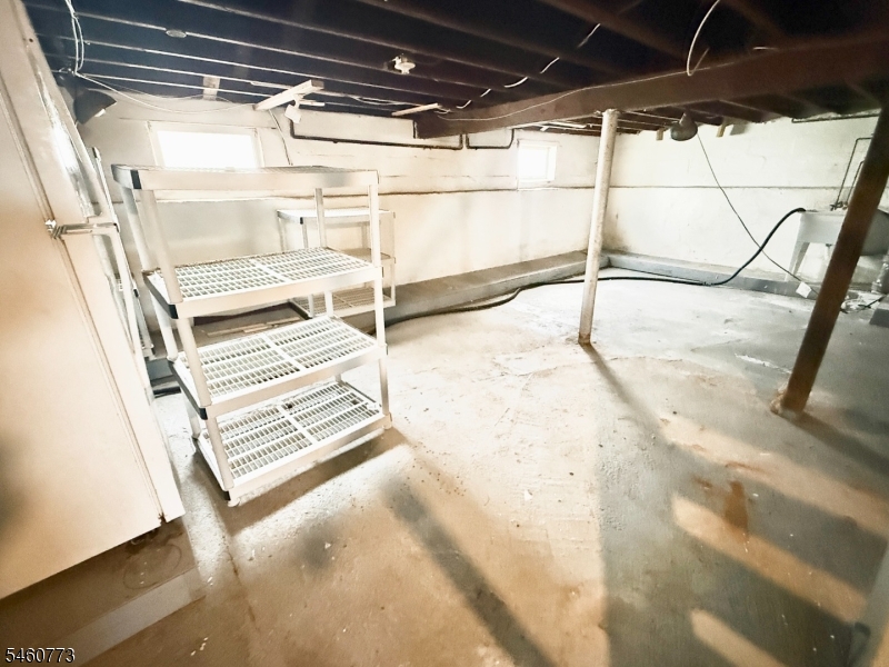 674 Cedar Street Woodbridge NJ 07067
