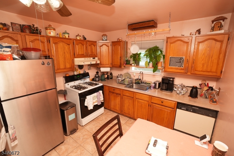 82 Perry Street Belleville NJ 07109