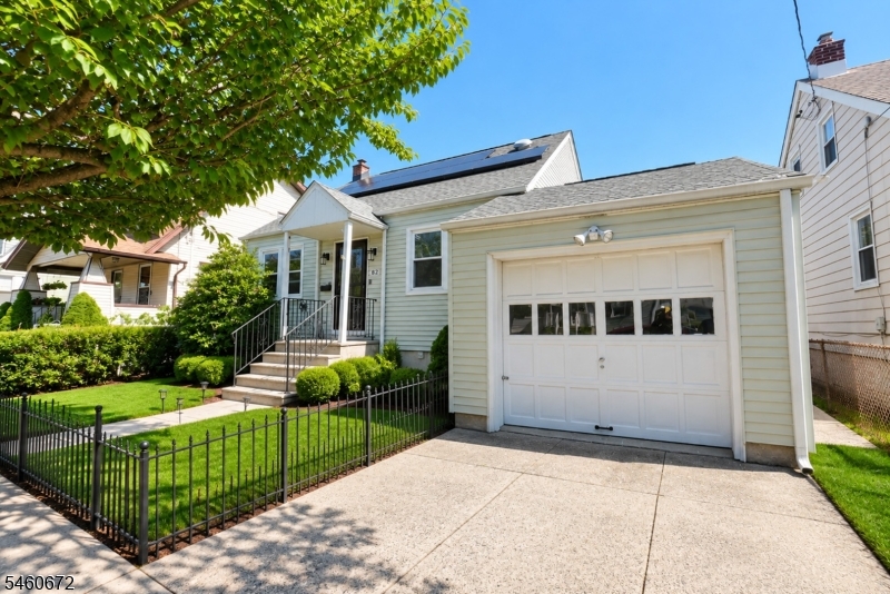 82 Perry Street Belleville NJ 07109