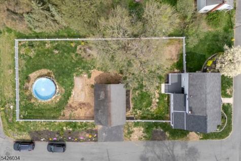 7 Park Square Lopatcong NJ 08865