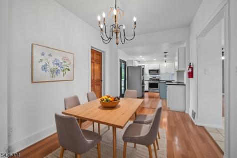 7 Park Square Lopatcong NJ 08865