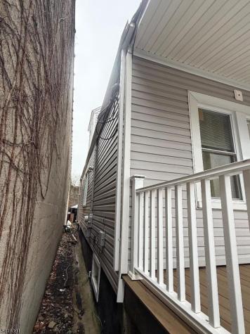 9 Berkshire Place Irvington NJ 07111