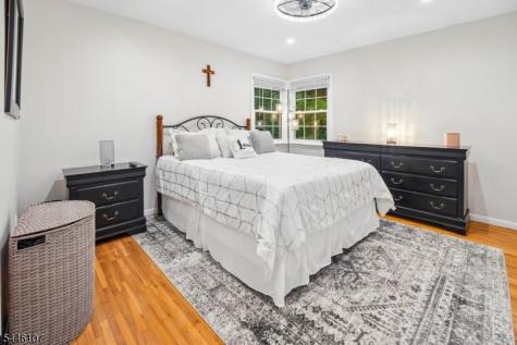 33 Edgar Street Summit NJ 07901