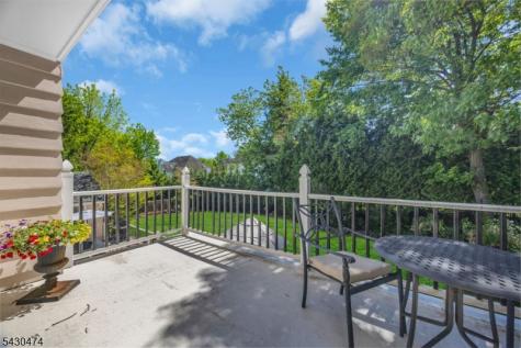 935 Minisink Way Westfield NJ 07090