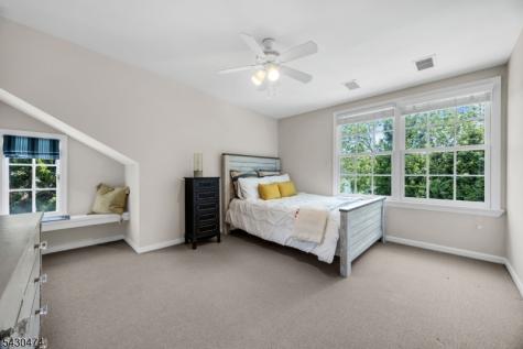 935 Minisink Way Westfield NJ 07090