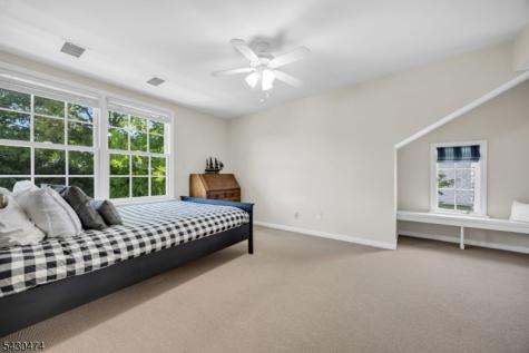 935 Minisink Way Westfield NJ 07090