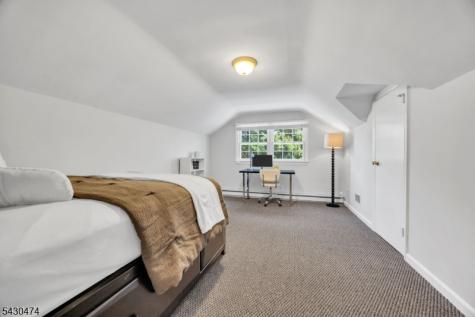 935 Minisink Way Westfield NJ 07090