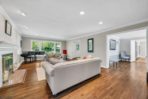 935 Minisink Way Westfield NJ 07090
