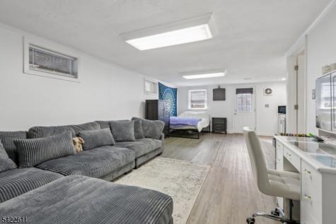 518 Edith Road Roxbury NJ 07850