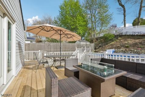 518 Edith Road Roxbury NJ 07850