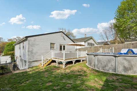 518 Edith Road Roxbury NJ 07850
