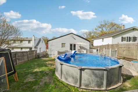 518 Edith Road Roxbury NJ 07850