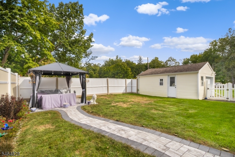 1519 Washington Avenue Pompton Lakes NJ 07442