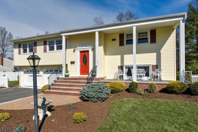 21 W William Street Lincoln Park NJ 07035