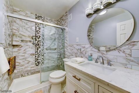 21 W William Street Lincoln Park NJ 07035