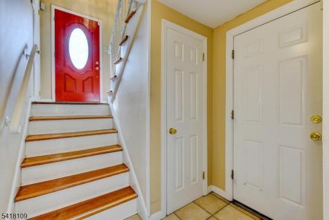 21 W William Street Lincoln Park NJ 07035
