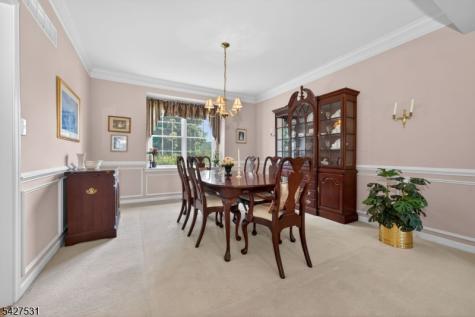 21 Surry Lane Franklin NJ 08802