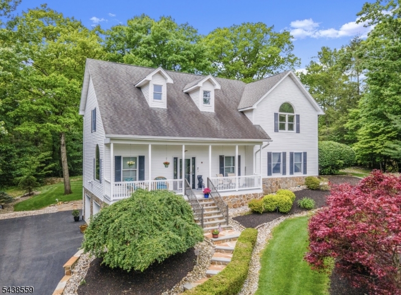 16 Bear Trail West Milford NJ 07421