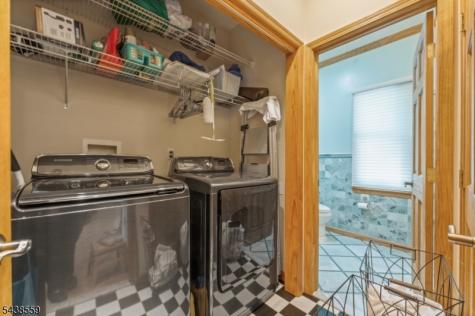 16 Bear Trail West Milford NJ 07421