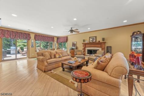 16 Bear Trail West Milford NJ 07421