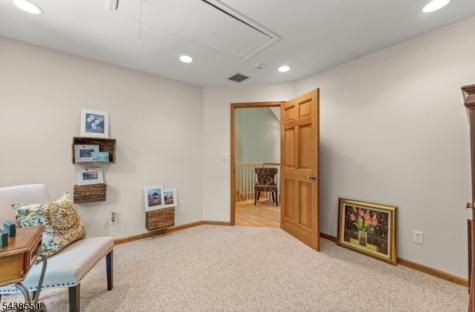 16 Bear Trail West Milford NJ 07421