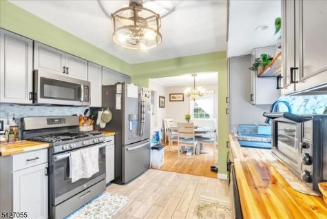 1 Sanders Court West Milford NJ 07480