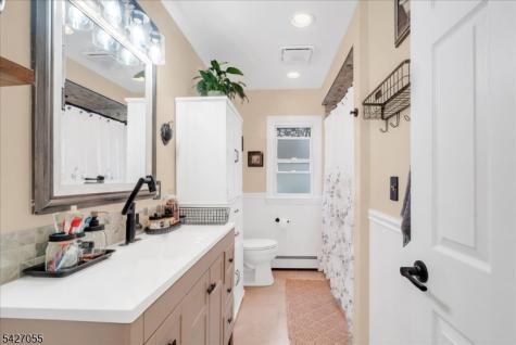 1 Sanders Court West Milford NJ 07480