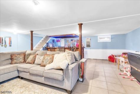 1 Sanders Court West Milford NJ 07480