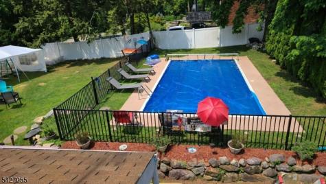 1 Sanders Court West Milford NJ 07480
