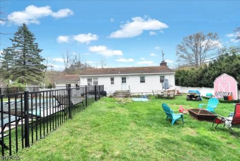 1 Sanders Court West Milford NJ 07480