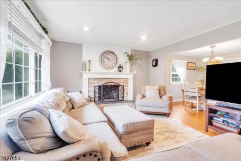 1 Sanders Court West Milford NJ 07480