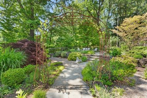 61 Tingley Road Mendham NJ 07945