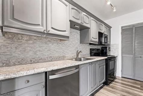15 Center Street Mount Olive NJ 07828