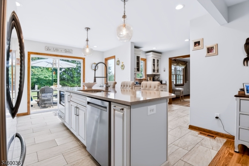 7 Pinewood Court Raritan NJ 08822